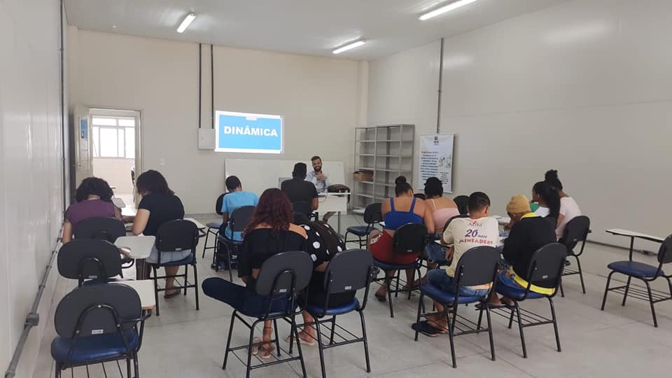 Projeto Jovem Melhor, que oferta a 50 adolescentes de Colatina a oportunidade de se capacitar profissionalmente em auxiliar de farmácia!