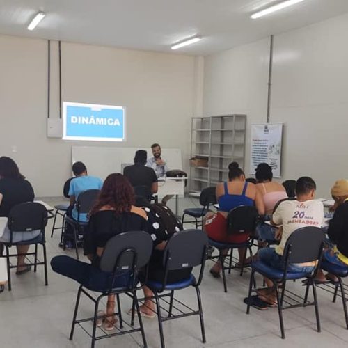 Projeto Jovem Melhor, que oferta a 50 adolescentes de Colatina a oportunidade de se capacitar profissionalmente em auxiliar de farmácia!